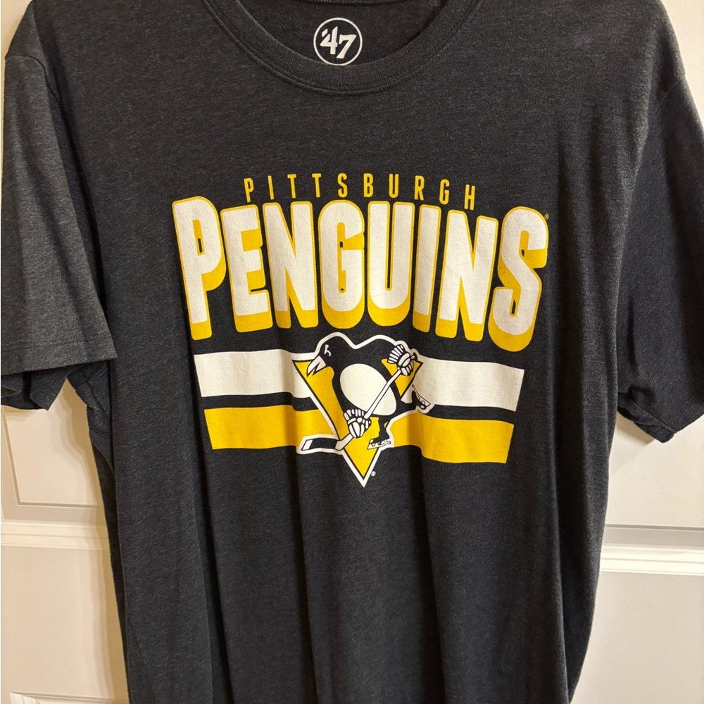 Pittsburgh Penguins Graphic T-Shirt